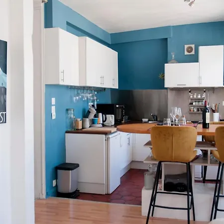 A Small Nest For 2 Very Bright And Cozy In Apartamento