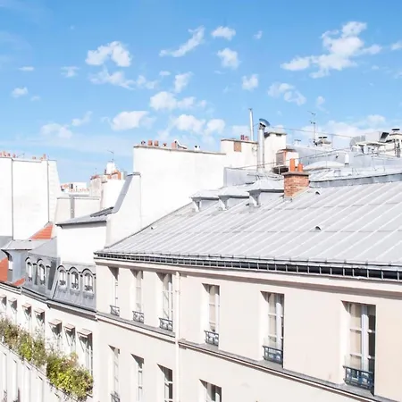 A Small Nest For 2 Very Bright And Cozy In Apartamento París